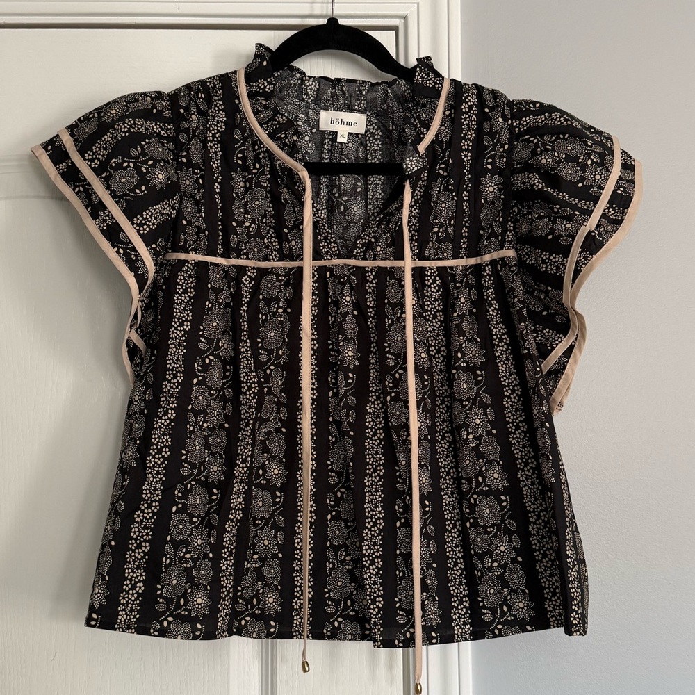 Bohme Black and Tan Floral Patterned Women's Top